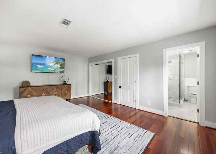New Calle De Santiago In The Heart Of Pensacola! Holiday home Pensacola